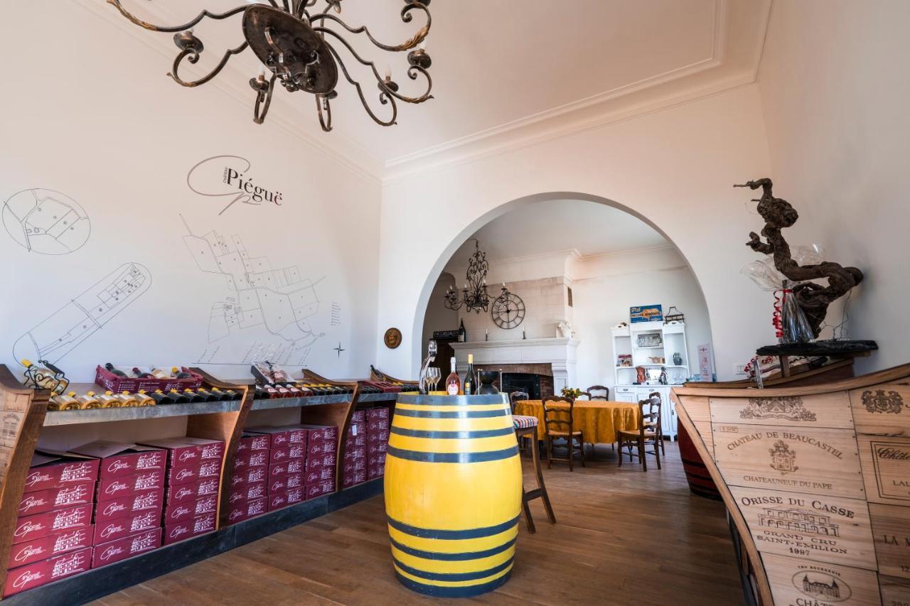 Vignoble Chateau Piegue - Winery Rochefort-sur-Loire Exterior photo