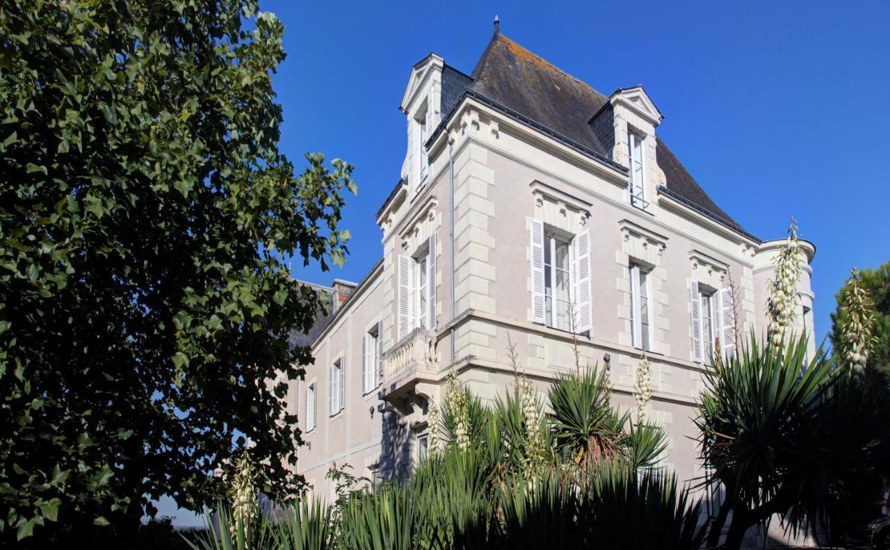 Vignoble Chateau Piegue - Winery Bed & Breakfast Rochefort-sur-Loire Exterior photo